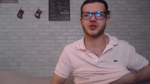 Snapshot of electric_smile chatting on 12/29/24, 09:52 Alex online show from 12/29/24, 09:52