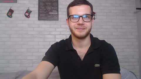 Snapshot of electric_smile chatting on 12/30/24, 09:40 Alex online show from 12/30/24, 09:40