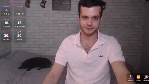 Snapshot of electric_smile chatting on 01/10/25, 05:45 Alex online show from 01/10/25, 05:45