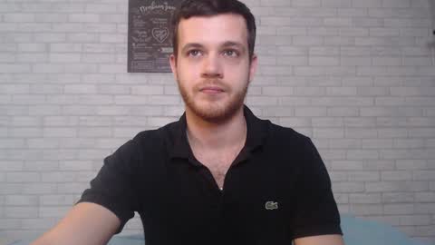 Snapshot of electric_smile chatting on 01/18/25, 01:40 Alex online show from 01/18/25, 01:40