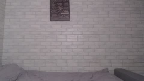 Snapshot of electric_smile chatting on 02/01/25, 06:08 Alex online show from 02/01/25, 06:08