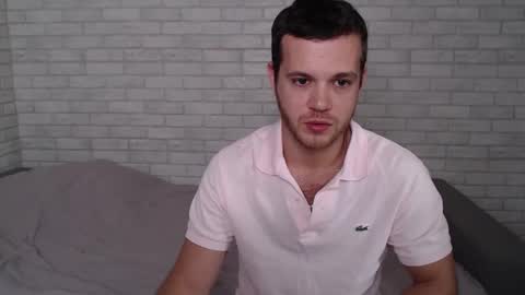 Snapshot of electric_smile chatting on 09/26/25, 08:18 Alex online show from 09/26/25, 08:18