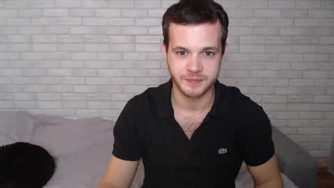 Snapshot of electric_smile chatting on 10/05/25, 01:53 Alex online show from 10/05/25, 01:53