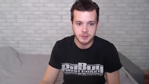 Snapshot of electric_smile chatting on 10/06/25, 08:12 Alex online show from 10/06/25, 08:12