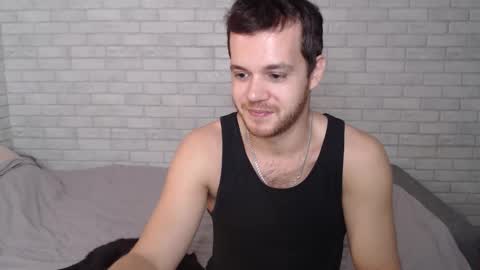 Snapshot of electric_smile chatting on 10/14/25, 07:09 Alex online show from 10/14/25, 07:09