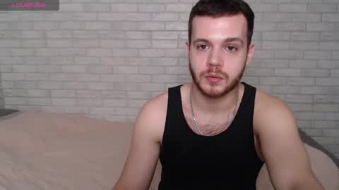 Snapshot of electric_smile chatting on 04/13/26, 03:06 Alex online show from 04/13/26, 03:06