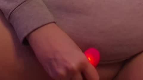 Snapshot of electrifiedlove_ chatting on 10/15/25, 11:49 electrifiedlove_ online show from 10/15/25, 11:49