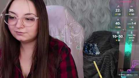 Snapshot of elegant_audacity chatting on 03/06/25, 09:25 Rachel online show from 03/06/25, 09:25