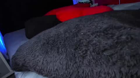 Snapshot of elegant_wolf chatting on 12/03/24, 04:39 Elegant online show from 12/03/24, 04:39