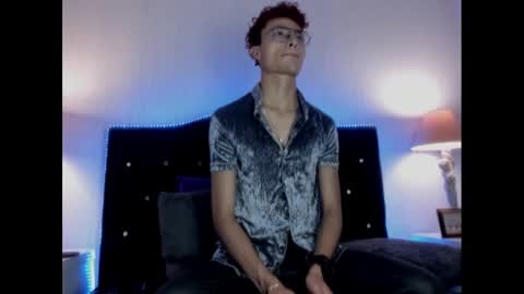 Snapshot of elegant_wolf chatting on 01/14/25, 06:45 Elegant online show from 01/14/25, 06:45