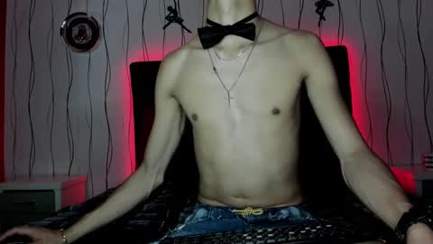 Snapshot of elegant_wolf chatting on 01/22/25, 02:59 Elegant online show from 01/22/25, 02:59