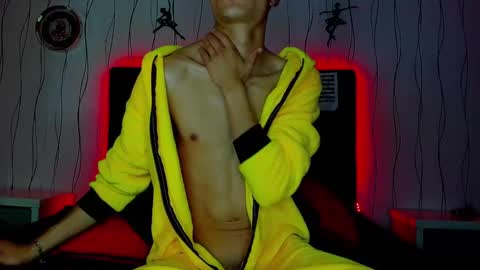 Snapshot of elegant_wolf chatting on 01/24/25, 06:57 Elegant online show from 01/24/25, 06:57