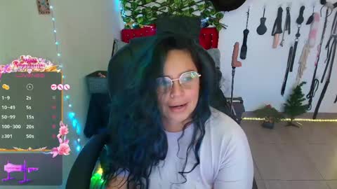 Snapshot of elektra_32 chatting on 04/16/26, 06:03 elektra online show from 04/16/26, 06:03