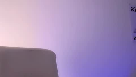 Snapshot of elektra_sky11 chatting on 02/02/25, 08:30 Elektra Sky online show from 02/02/25, 08:30