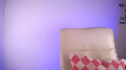 Snapshot of elektra_sky11 chatting on 03/09/25, 03:05 Elektra Sky online show from 03/09/25, 03:05