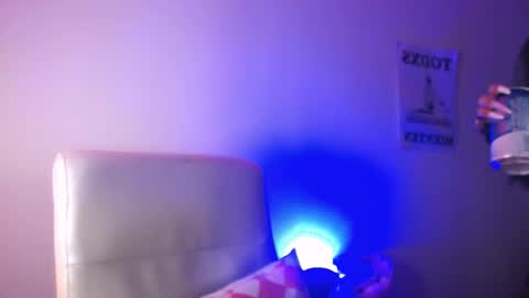 Snapshot of elektra_sky11 chatting on 09/25/25, 11:30 Elektra Sky online show from 09/25/25, 11:30