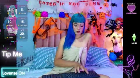 Snapshot of elektrablue_1 chatting on 10/30/25, 08:20 Elektra online show from 10/30/25, 08:20