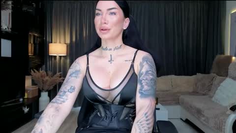 Snapshot of elektravelvet chatting on 04/22/26, 06:38 ElektraSheDemon online show from 04/22/26, 06:38