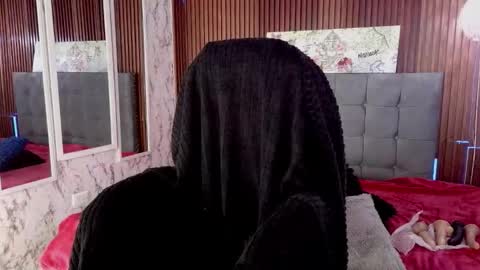 Snapshot of elena_detroya_ chatting on 03/03/26, 12:33 Elena online show from 03/03/26, 12:33