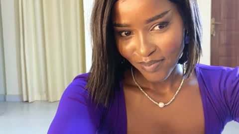 Elena online show from 02/20/25, 05:51