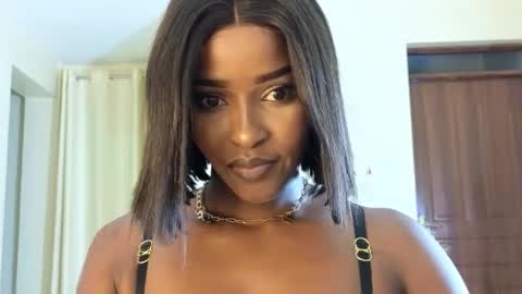 Elena online show from 02/21/25, 06:59