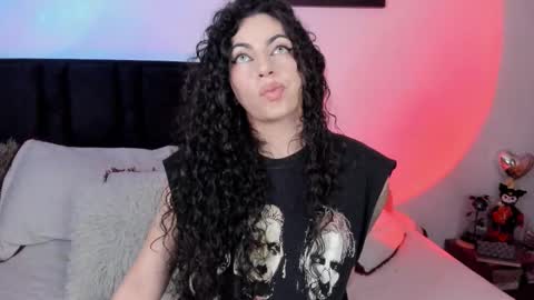 Elena  online show from 09/24/25, 06:17