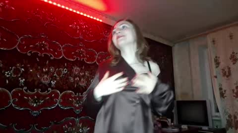 Snapshot of elenacastellani chatting on 03/14/26, 04:45 Mia online show from 03/14/26, 04:45