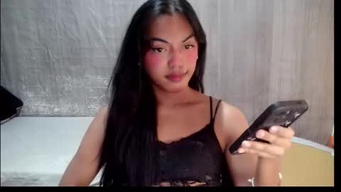 Snapshot of elenacum chatting on 11/10/25, 04:33 elenacum online show from 11/10/25, 04:33