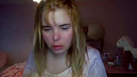 Elena online show from 12/21/25, 02:46