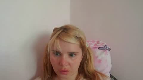 Snapshot of elenaflirt chatting on 07/12/26, 12:18 Elena online show from 07/12/26, 12:18
