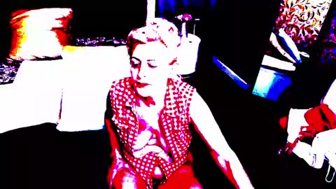 Snapshot of elenajuarez chatting on 01/10/25, 02:57 ElenaJuarez online show from 01/10/25, 02:57