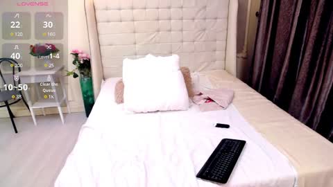 Snapshot of elenajuarez chatting on 02/09/25, 08:11 ElenaJuarez online show from 02/09/25, 08:11