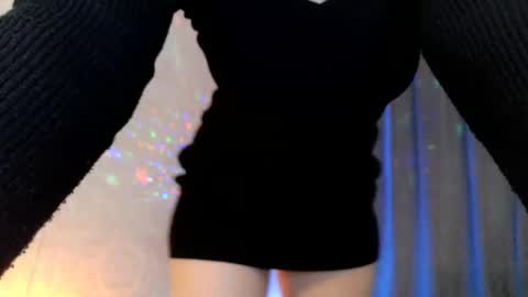 elenaza online show from 12/31/24, 04:04