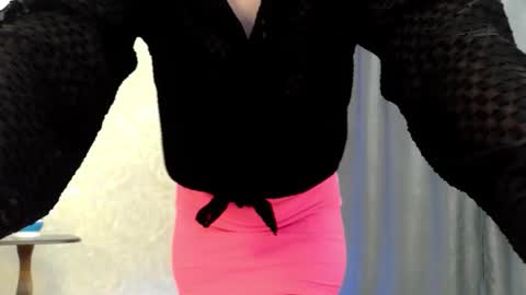 Snapshot of elenaza chatting on 04/08/26, 07:41 elenaza online show from 04/08/26, 07:41