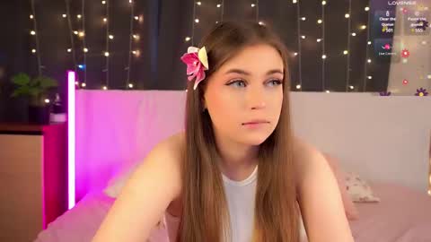 Snapshot of elenefrail chatting on 02/16/25, 08:32 Isabella - streaming MondayTuesdayWednesdayFridaySaturdaySunday online show from 02/16/25, 08:32