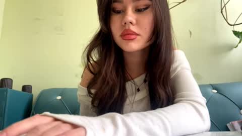 Snapshot of elenemiyose chatting on 03/03/26, 10:10 Kim online show from 03/03/26, 10:10