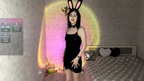 Snapshot of eleniswackhammer chatting on 04/04/26, 09:12 Annie PVT IS OPEN online show from 04/04/26, 09:12