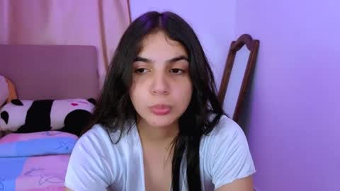 agnes online show from 10/21/25, 09:15