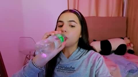 agnes online show from 04/14/26, 06:36