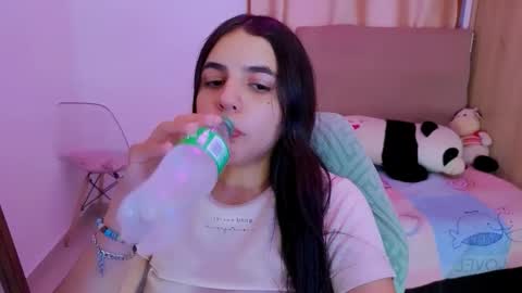 agnes online show from 04/16/26, 06:41