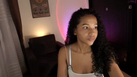 Elenna online show from 12/21/24, 12:09