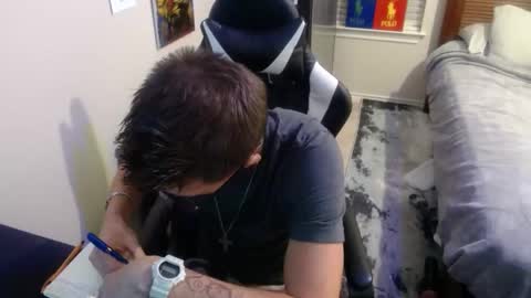 Snapshot of elevatetlb chatting on 09/13/25, 03:17 Walker online show from 09/13/25, 03:17