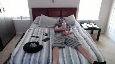 Snapshot of elevatetlb chatting on 10/03/25, 07:11 Walker online show from 10/03/25, 07:11