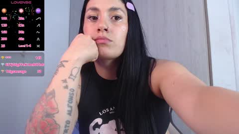 Millie bobby online show from 01/02/25, 05:50