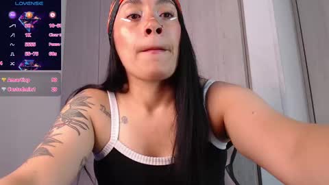 Millie bobby online show from 02/17/25, 03:42