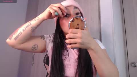 Millie bobby online show from 03/05/25, 01:50