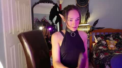 Elf Flavoured online show from 11/24/25, 08:08