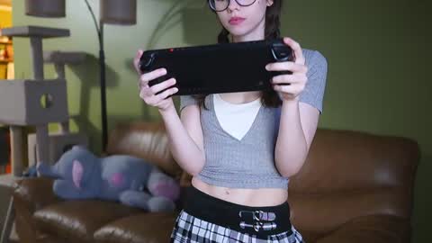 Emma online show from 12/13/24, 10:55