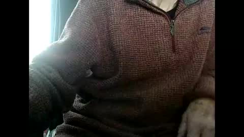 Snapshot of elfyonee chatting on 12/10/24, 09:44 elfyonee online show from 12/10/24, 09:44