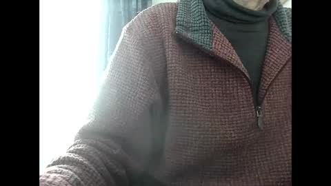 Snapshot of elfyonee chatting on 12/26/24, 10:48 elfyonee online show from 12/26/24, 10:48